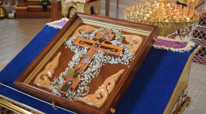 ЕПИСКОП ПОРФИРИЙ СОВЕРШИЛ ВСЕНОЩНОЕ БДЕНИЕ В СВЯТО-МИХАЙЛОВСКОМ СОБОРЕ