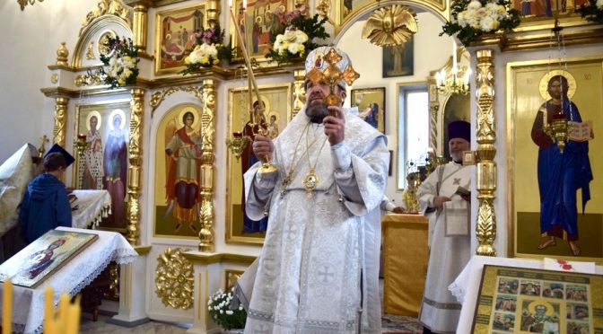 ЕПИСКОП ПОРФИРИЙ СОВЕРШИЛ ЧИН ОСВЯЩЕНИЯ ХРАМА В ЧЕСТЬ ПЕТРА И ПАВЛА ДЕРЕВНИ СВЕТЛЯНЫ