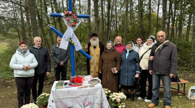 Клирик епархии посетил деревню Загорье